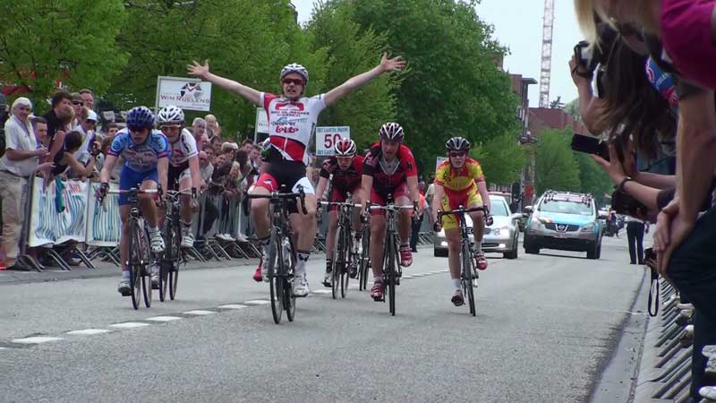 De snelste spurter wint. Maxime & ik zijn 5 en 7.